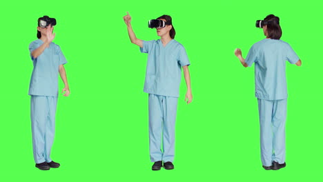 Staff-uses-virtual-reality-headset